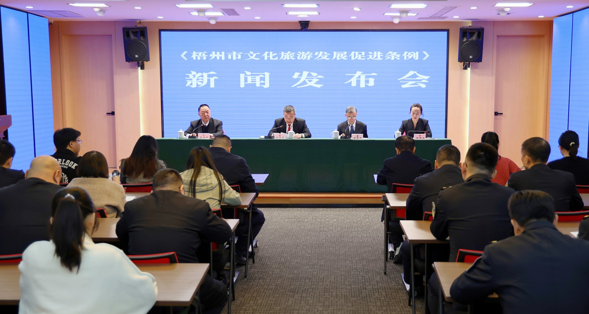 ����������ʷ�������ͷ���������Ǳ��