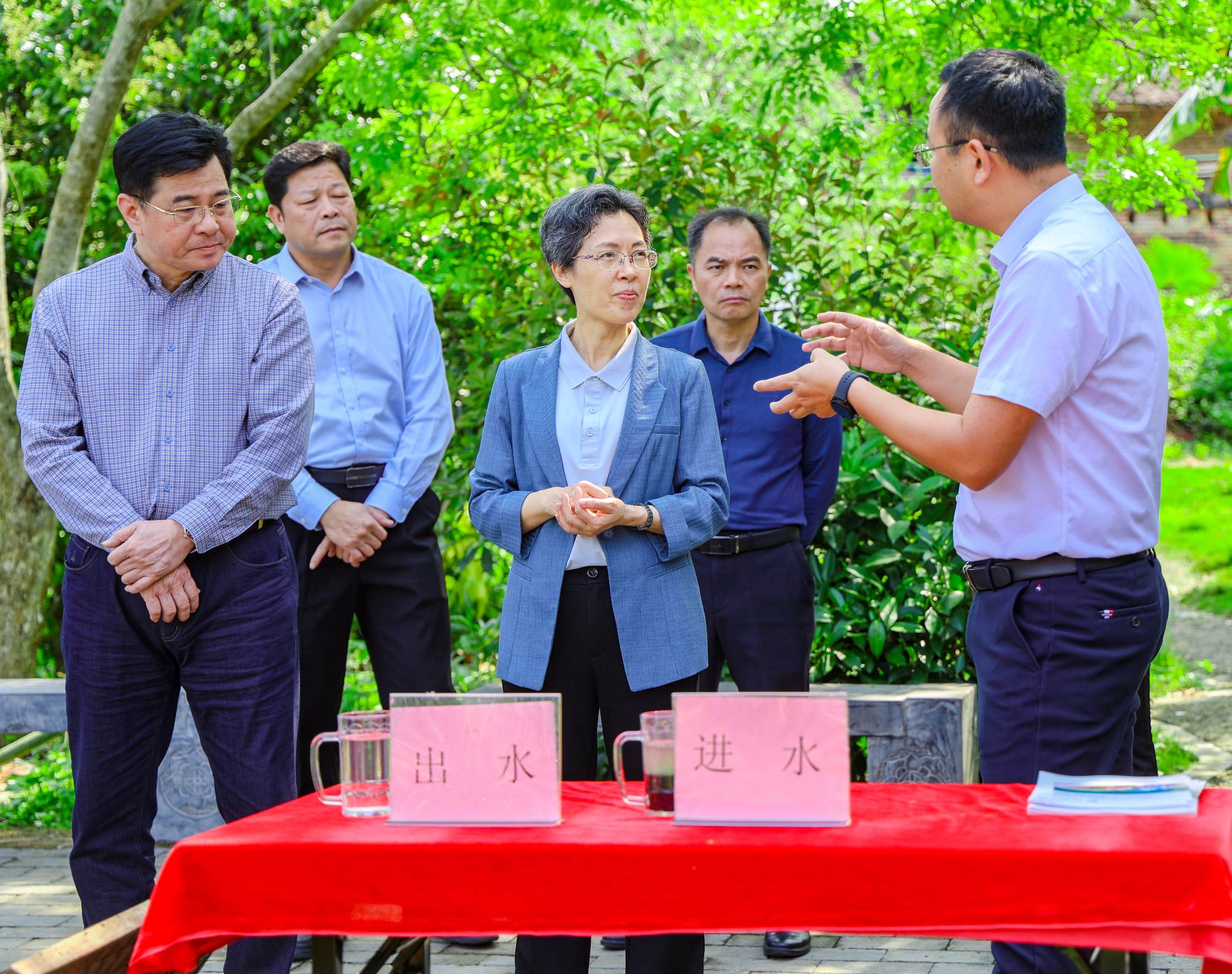 ���˱�����������չȫ����������������ʵ������̬������...